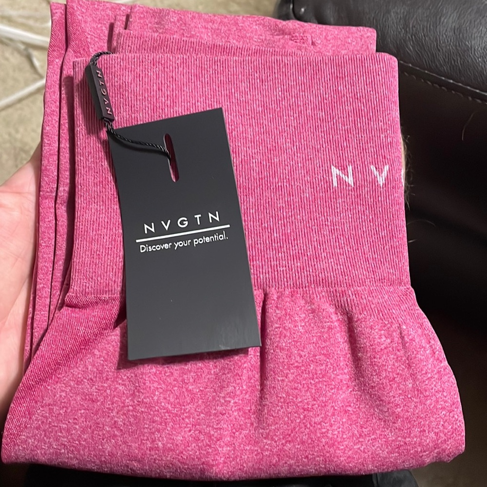 NVGTN Crimson Contour Seamless Leggings Xs